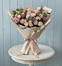 Букет цветов из:  Розы и Лизиантусы #REPLACE_PRED# Тюхтете