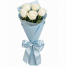 Букет 5 Белых роз Проуд в Тюхтете