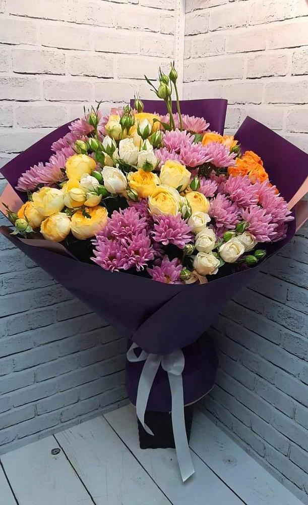 Букет цветов из: Хризантемы и Розы в Тюхтете