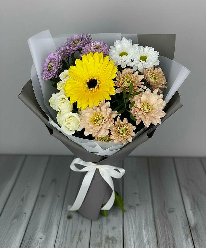 Букет цветов из: Розы, Герберы и Хризантемы в Тюхтете