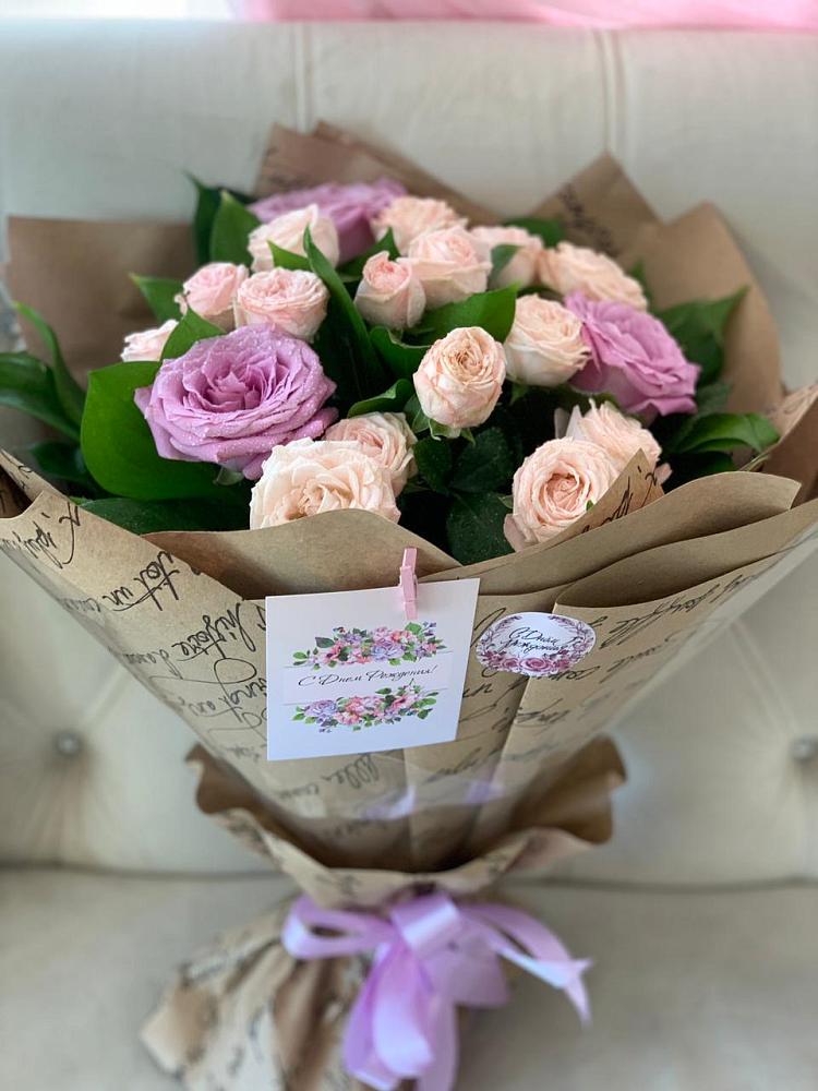 Букет цветов из: Розы в Тюхтете