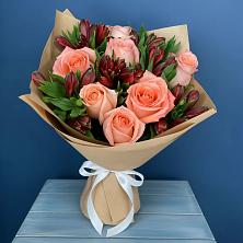 Букет цветов из:  Розы и Альстромерии в Тюхтете