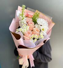 Букет цветов из:  Хризантемы и Розы в Тюхтете