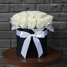 Цветочная композиция из Розы в шляпной коробке в Тюхтете